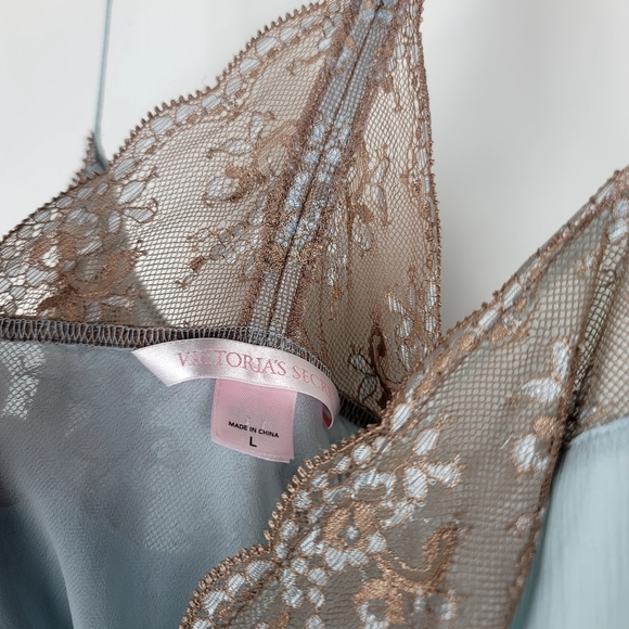 Victoria Secret Baby Blue Lace Babydoll Teddy size Large - Picture 5 of 9
